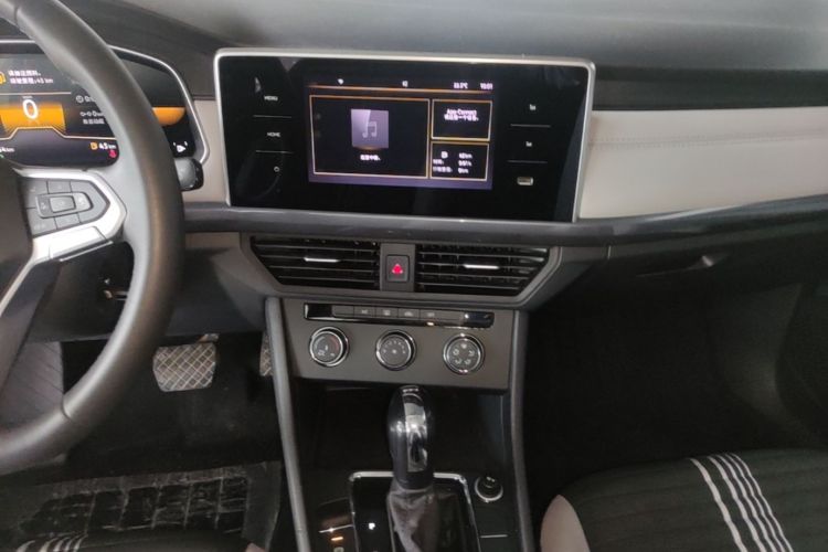 Used Volkswagen Bora 2023 200TSI DSG Comfort Edition Audio And AC Panel