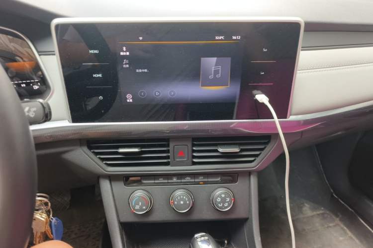 Used Volkswagen Bora 2023 200TSI DSG Comfort Edition Audio And AC Panel