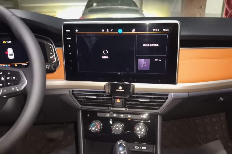 Used Volkswagen Bora 2023 200TSI DSG YueXing PRO Edition Audio And AC Panel