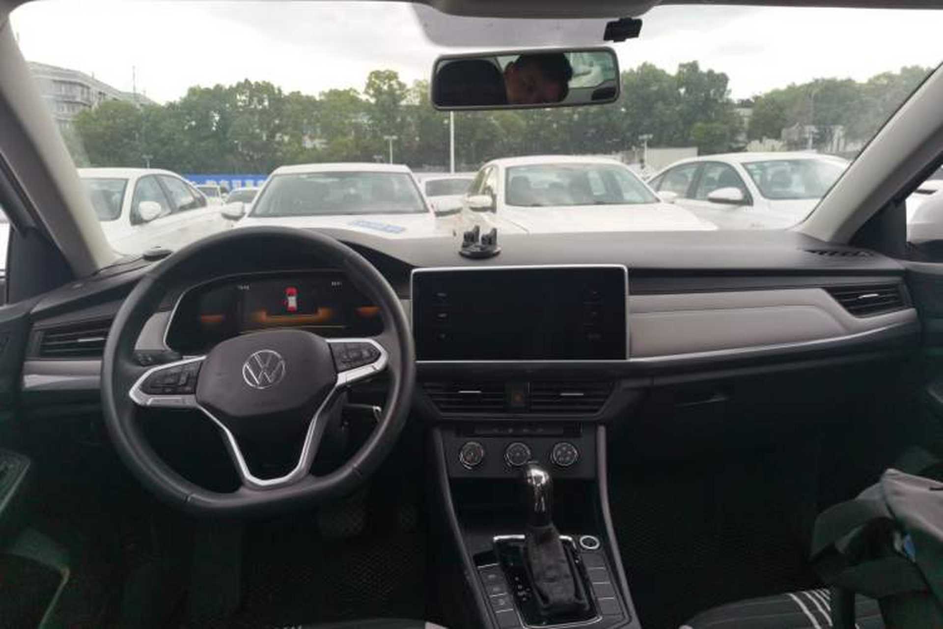 Used Volkswagen Bora 2023 200TSI DSG Comfort Edition Center Console