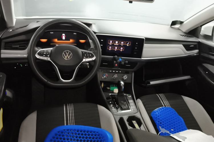 Used Volkswagen Bora 2023 200TSI DSG Comfort Edition Center Console
