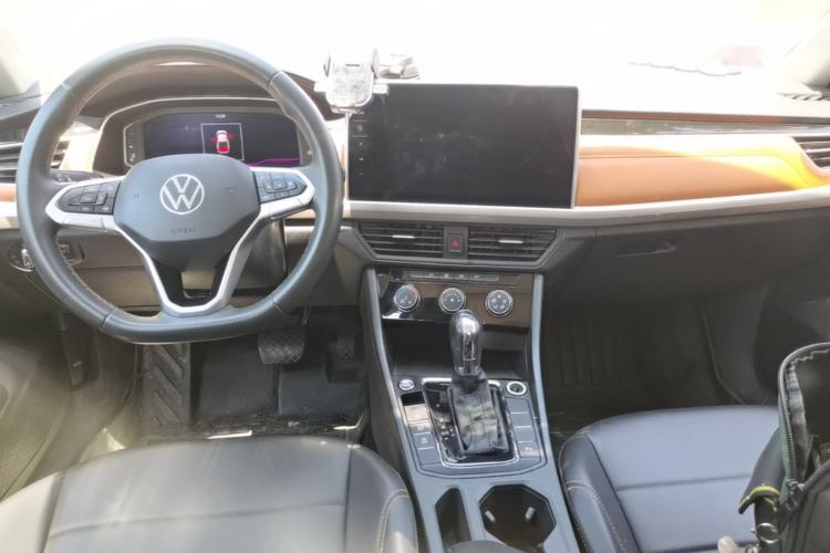 Used Volkswagen Bora 2023 200TSI DSG Enjoyment Edition Center Console