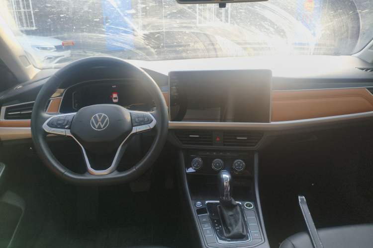 Used Volkswagen Bora 2023 200TSI DSG Enjoyment Edition Center Console