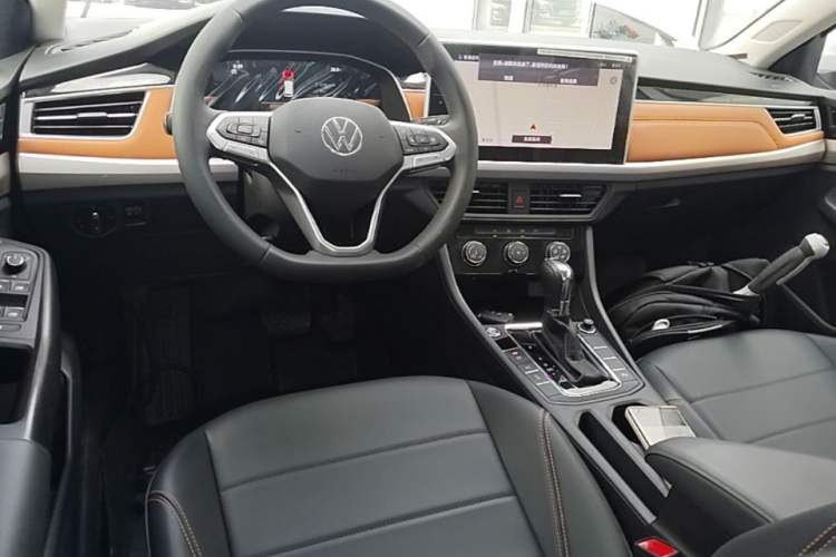 Used Volkswagen Bora 2023 200TSI DSG Enjoyment Edition Center Console