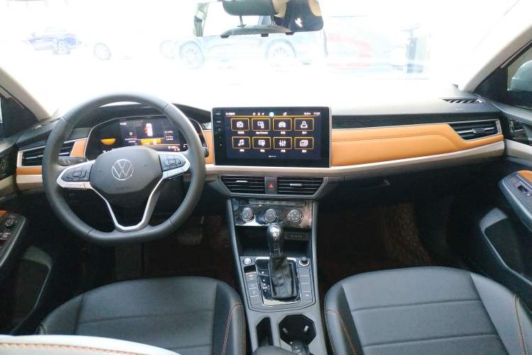 Used Volkswagen Bora 2023 200TSI DSG Enjoyment Edition Center Console