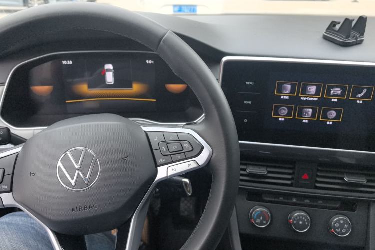 Used Volkswagen Bora 2023 200TSI DSG Comfort Edition Center Console
