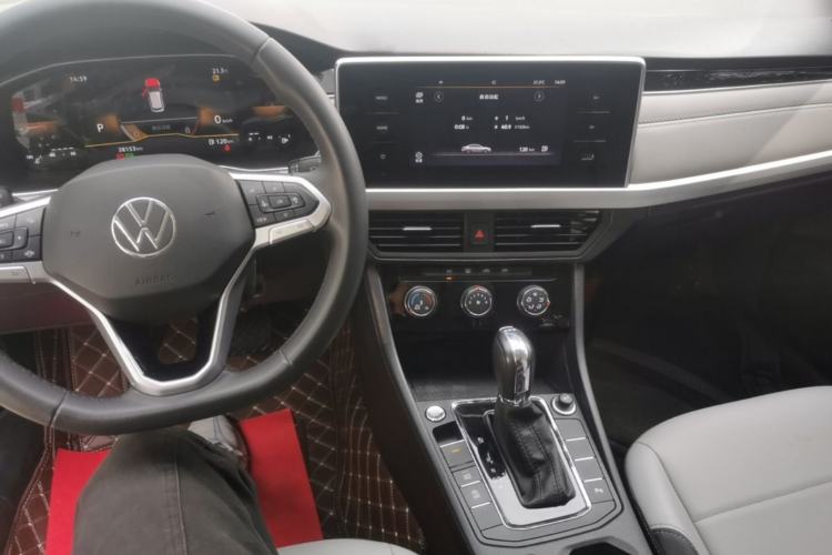 Used Volkswagen Bora 2023 200TSI DSG Enjoyment Edition Center Console