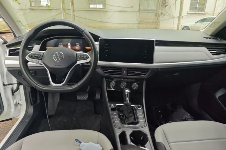 Used Volkswagen Bora 2023 200TSI DSG Enjoyment Edition Center Console