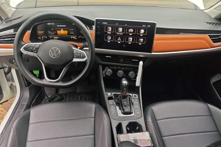 Used Volkswagen Bora 2023 200TSI DSG Enjoyment Edition Center Console