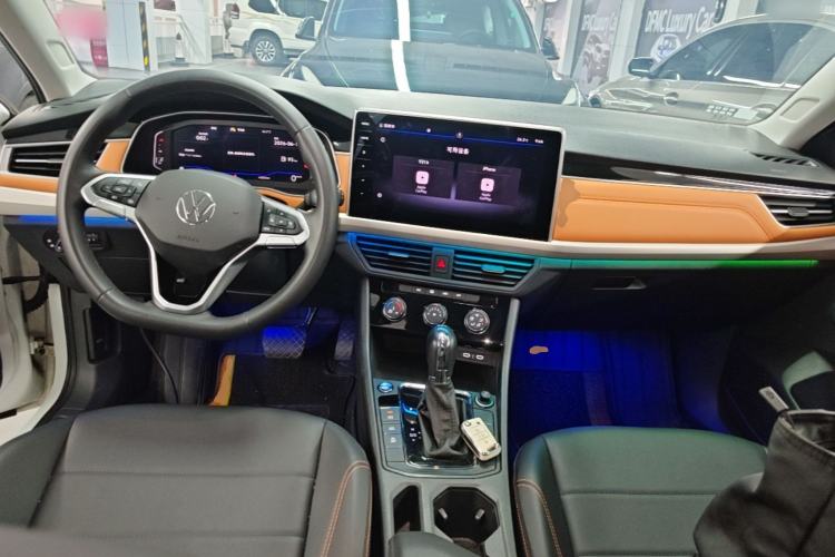 Used Volkswagen Bora 2023 200TSI DSG YueXing PRO Edition Center Console