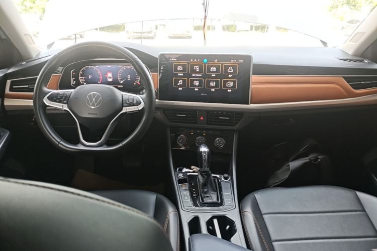 Used Volkswagen Bora 2023 200TSI DSG Enjoyment Edition Center Console