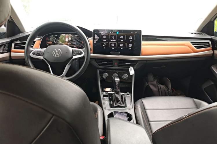 Used Volkswagen Bora 2023 200TSI DSG Enjoyment Edition Center Console