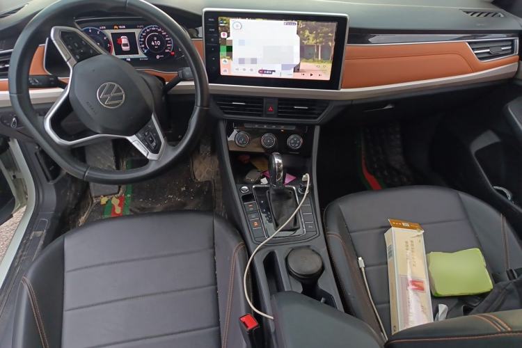 Used Volkswagen Bora 2023 200TSI DSG YueXing PRO Edition Center Console