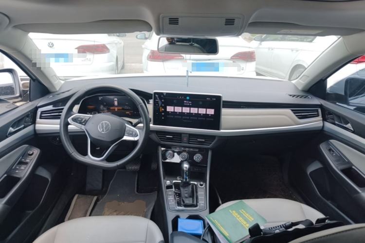 Used Volkswagen Bora 2023 200TSI DSG Enjoyment Edition Center Console