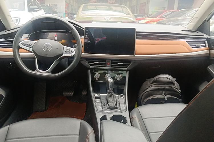 Used Volkswagen Bora 2023 200TSI DSG Enjoyment Edition Center Console