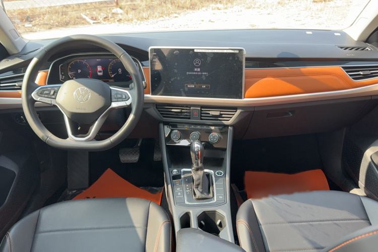 Used Volkswagen Bora 2023 200TSI DSG YueXing PRO Edition Center Console