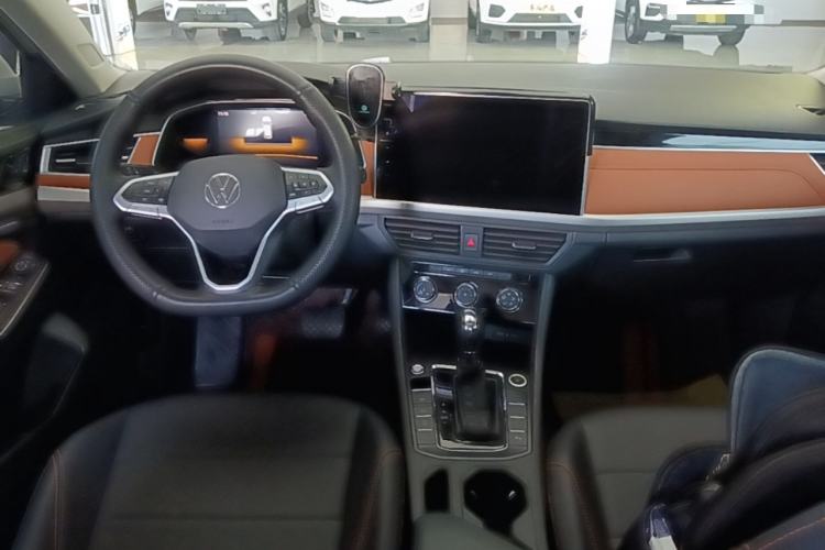 Used Volkswagen Bora 2023 200TSI DSG Enjoyment Edition Center Console