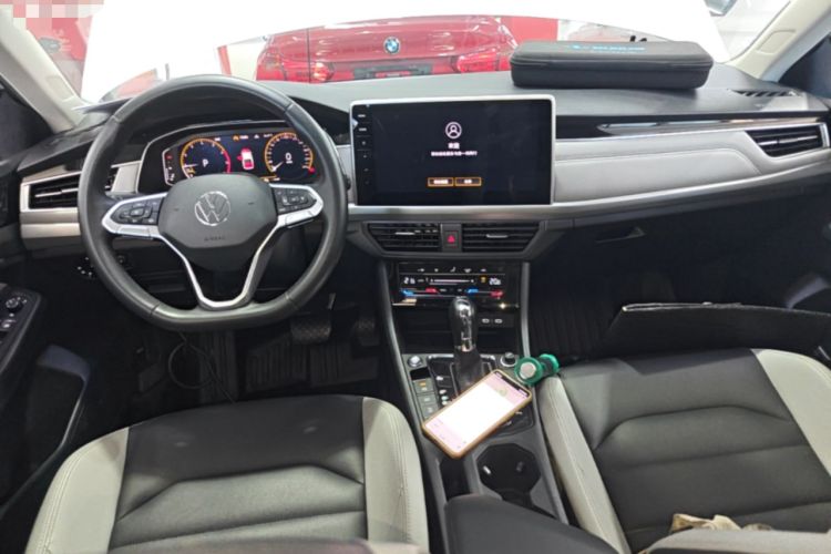 Used Volkswagen Bora 2023 280TSI DSG Prestige Edition Center Console