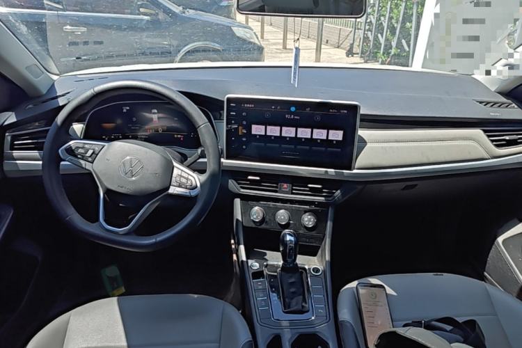 Used Volkswagen Bora 2023 200TSI DSG Enjoyment Edition Center Console