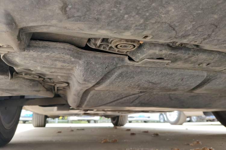 Used Volkswagen Bora 2023 200TSI DSG YueXing PRO Edition Chassis Front Right