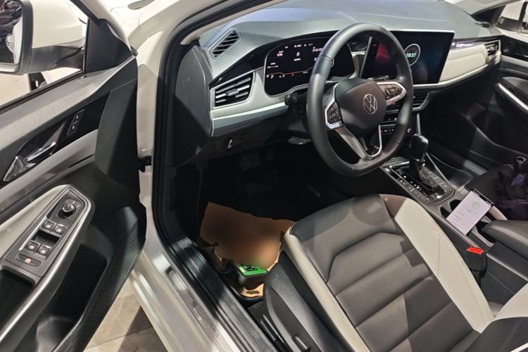 Used Volkswagen Bora 2023 280TSI DSG Prestige Edition Driver Seat