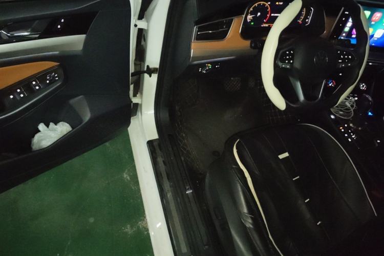 Used Volkswagen Bora 2023 200TSI DSG YueXing PRO Edition Driver Seat