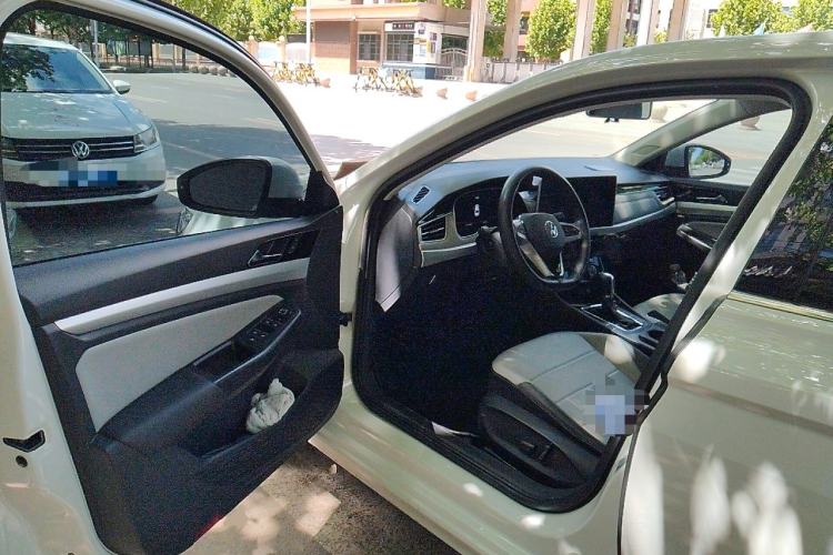 Used Volkswagen Bora 2023 200TSI DSG YueXing PRO Edition Driver Seat