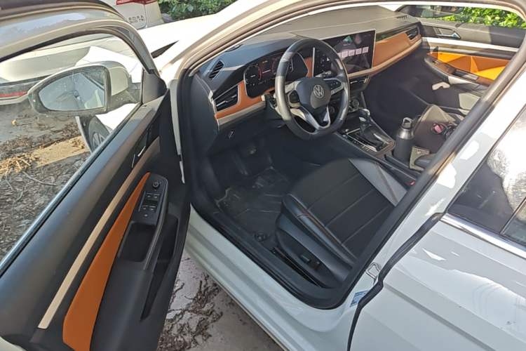 Used Volkswagen Bora 2023 200TSI DSG YueXing PRO Edition Driver Seat