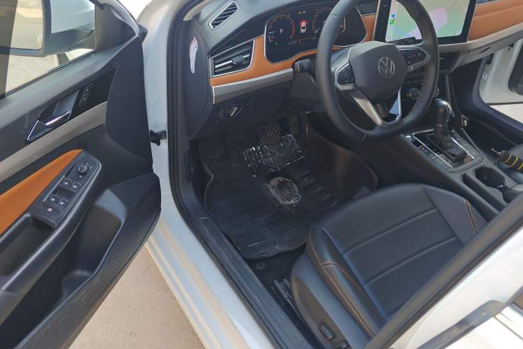 Used Volkswagen Bora 2023 200TSI DSG SmartDrive PRO Edition Driver Seat