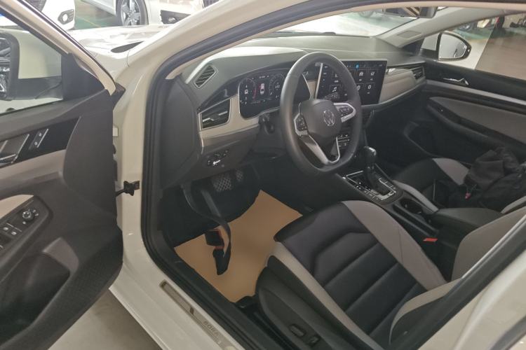 Used Volkswagen Bora 2023 300TSI DSG Prestige Edition Driver Seat