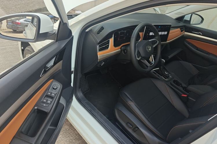 Used Volkswagen Bora 2023 200TSI DSG YueXing PRO Edition Driver Seat