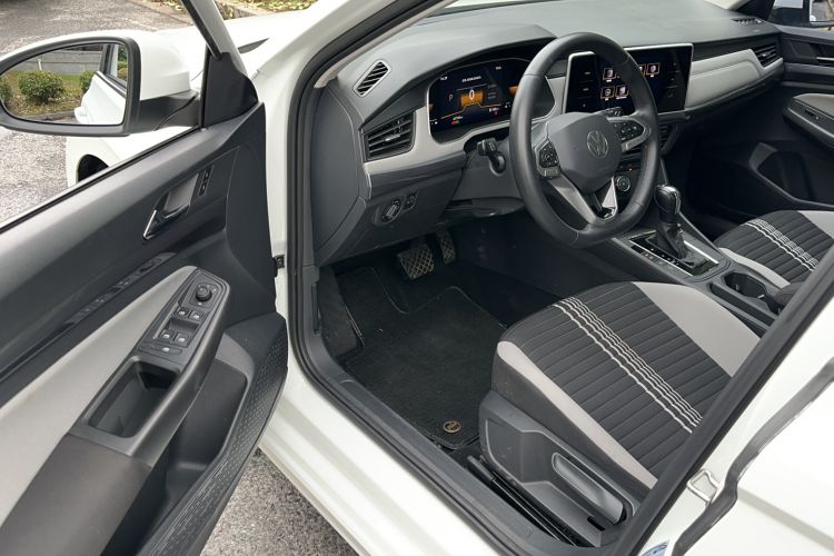 Used Volkswagen Bora 2023 200TSI DSG Comfort Edition Driver Seat