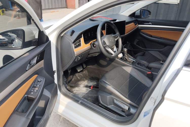 Used Volkswagen Bora 2023 200TSI DSG Enjoyment Edition Driver Seat