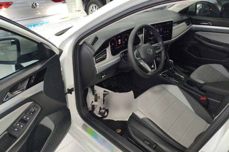 Used Volkswagen Bora 2023 200TSI DSG SmartDrive PRO Edition Driver Seat