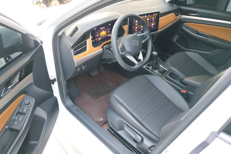 Used Volkswagen Bora 2023 200TSI DSG Enjoyment Edition Driver Seat