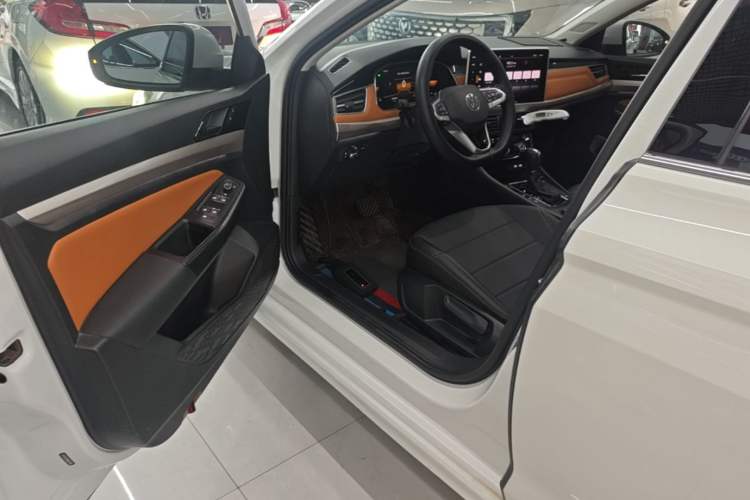 Used Volkswagen Bora 2023 200TSI DSG Smart Drive Version Driver Seat