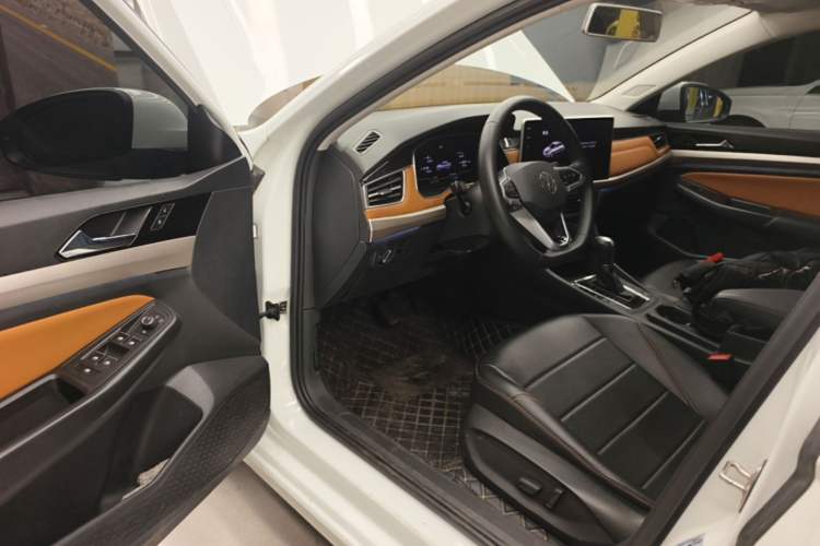 Used Volkswagen Bora 2023 200TSI DSG YueXing PRO Edition Driver Seat