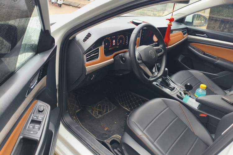 Used Volkswagen Bora 2023 200TSI DSG YueXing PRO Edition Driver Seat