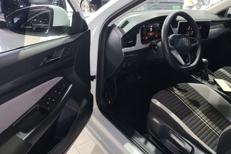 Used Volkswagen Bora 2023 200TSI DSG Comfort Edition Driver Seat