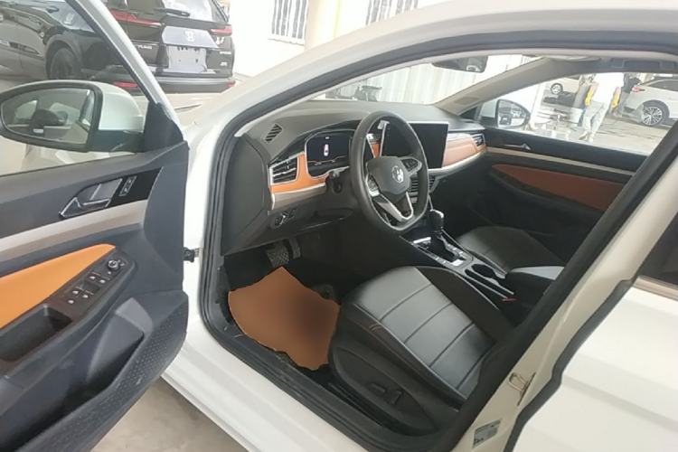 Used Volkswagen Bora 2023 200TSI DSG YueXing PRO Edition Driver Seat