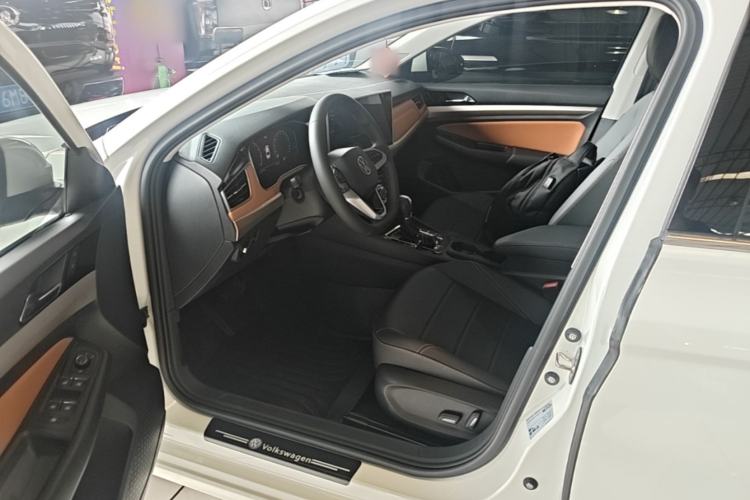 Used Volkswagen Bora 2023 200TSI DSG YueXing PRO Edition Driver Seat