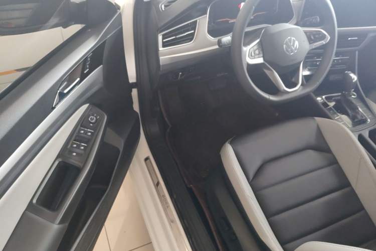 Used Volkswagen Bora 2023 280TSI DSG Prestige Edition Driver Seat