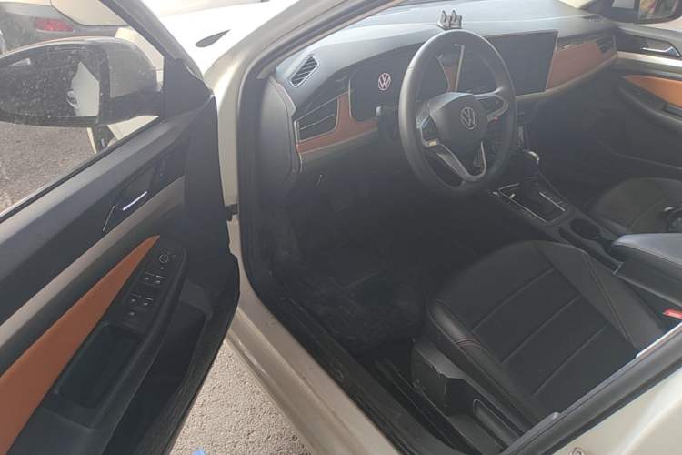 Used Volkswagen Bora 2023 200TSI DSG Enjoyment Edition Driver Seat