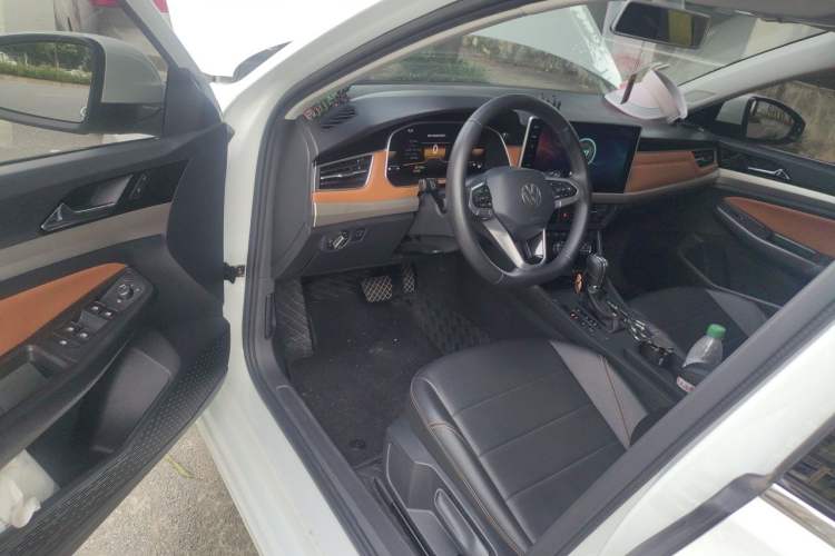 Used Volkswagen Bora 2023 200TSI DSG Enjoyment Edition Driver Seat