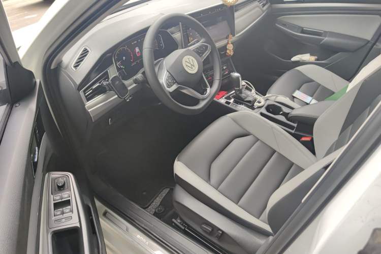Used Volkswagen Bora 2023 280TSI DSG Prestige Edition Driver Seat