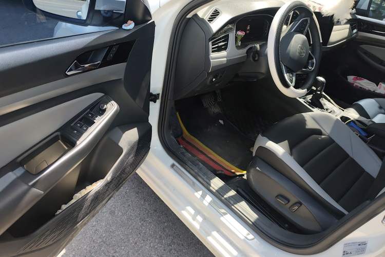 Used Volkswagen Bora 2023 300TSI DSG Prestige Edition Driver Seat