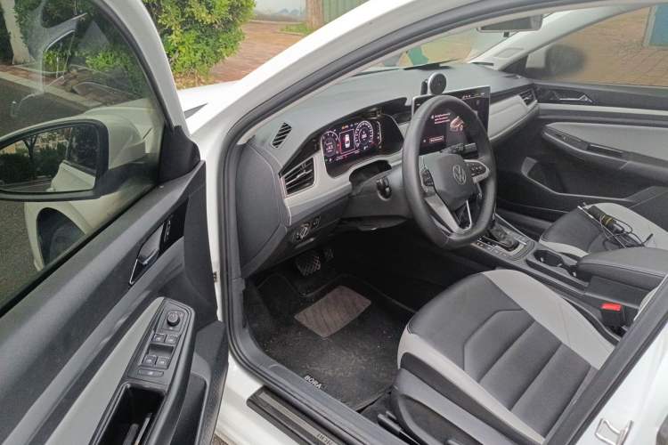 Used Volkswagen Bora 2023 300TSI DSG Prestige Edition Driver Seat