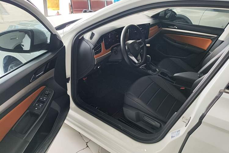 Used Volkswagen Bora 2023 200TSI DSG Enjoyment Edition Driver Seat