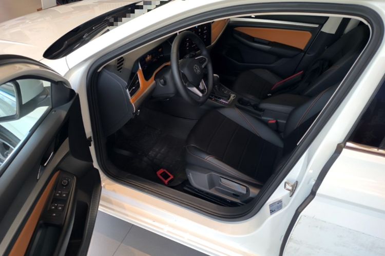 Used Volkswagen Bora 2023 280TSI DSG Comfort Edition Driver Seat