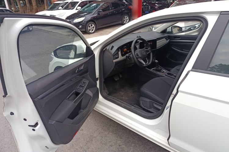 Used Volkswagen Bora 2023 200TSI DSG Comfort Edition Driver Seat